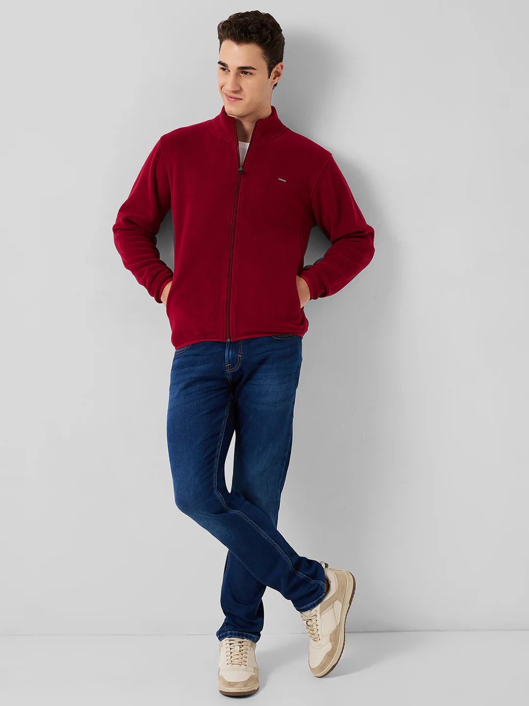 Park Avenue Men Red Solid Slim Fit Polyester Blend Sweatshirt - Image 4