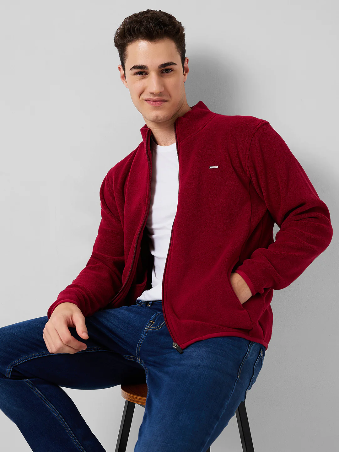Park Avenue Men Red Solid Slim Fit Polyester Blend Sweatshirt - Image 7