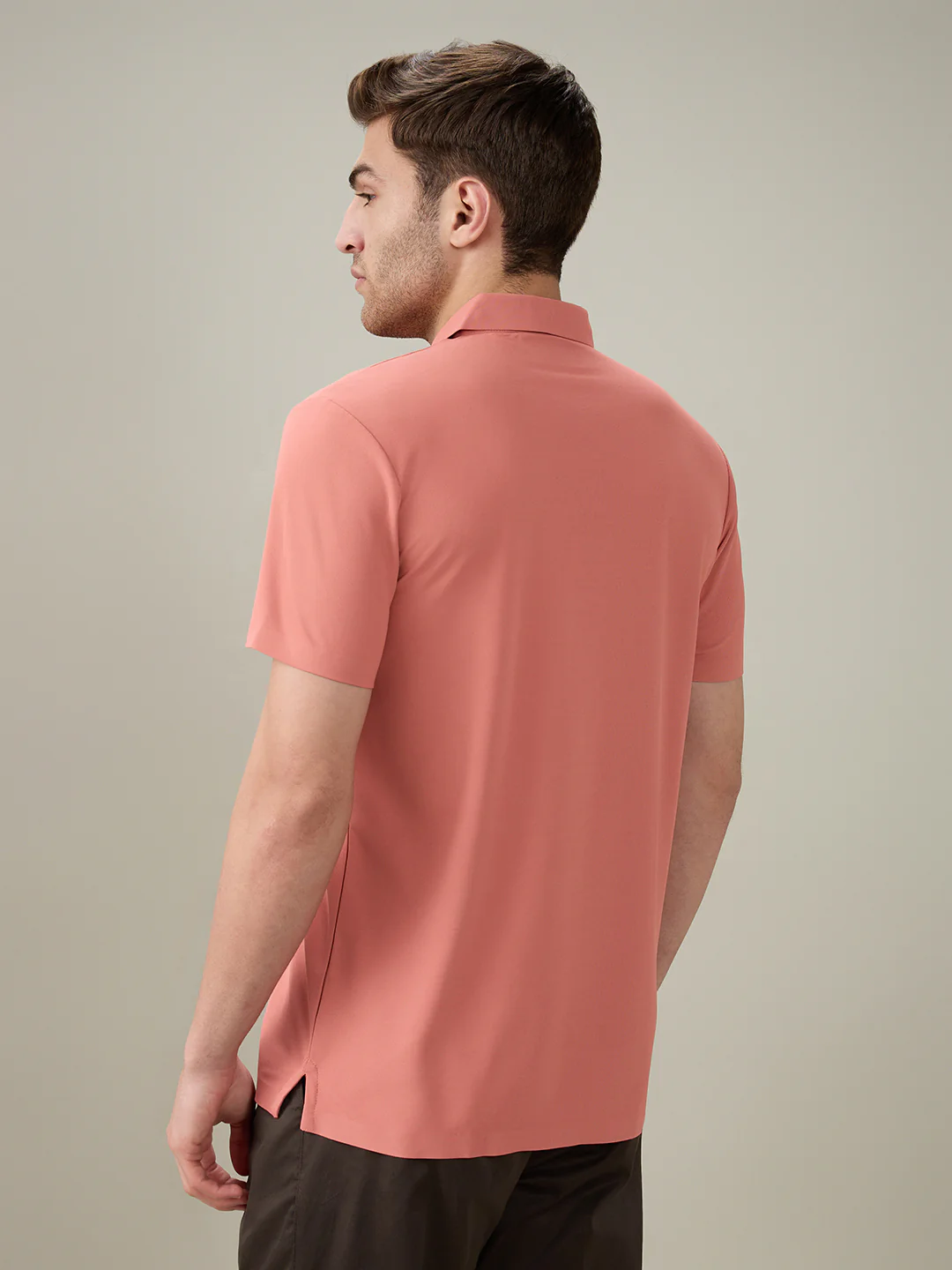 Park Avenue Men Red Solid Slim Fit Polyester Half Sleeve T-Shirt - Image 4