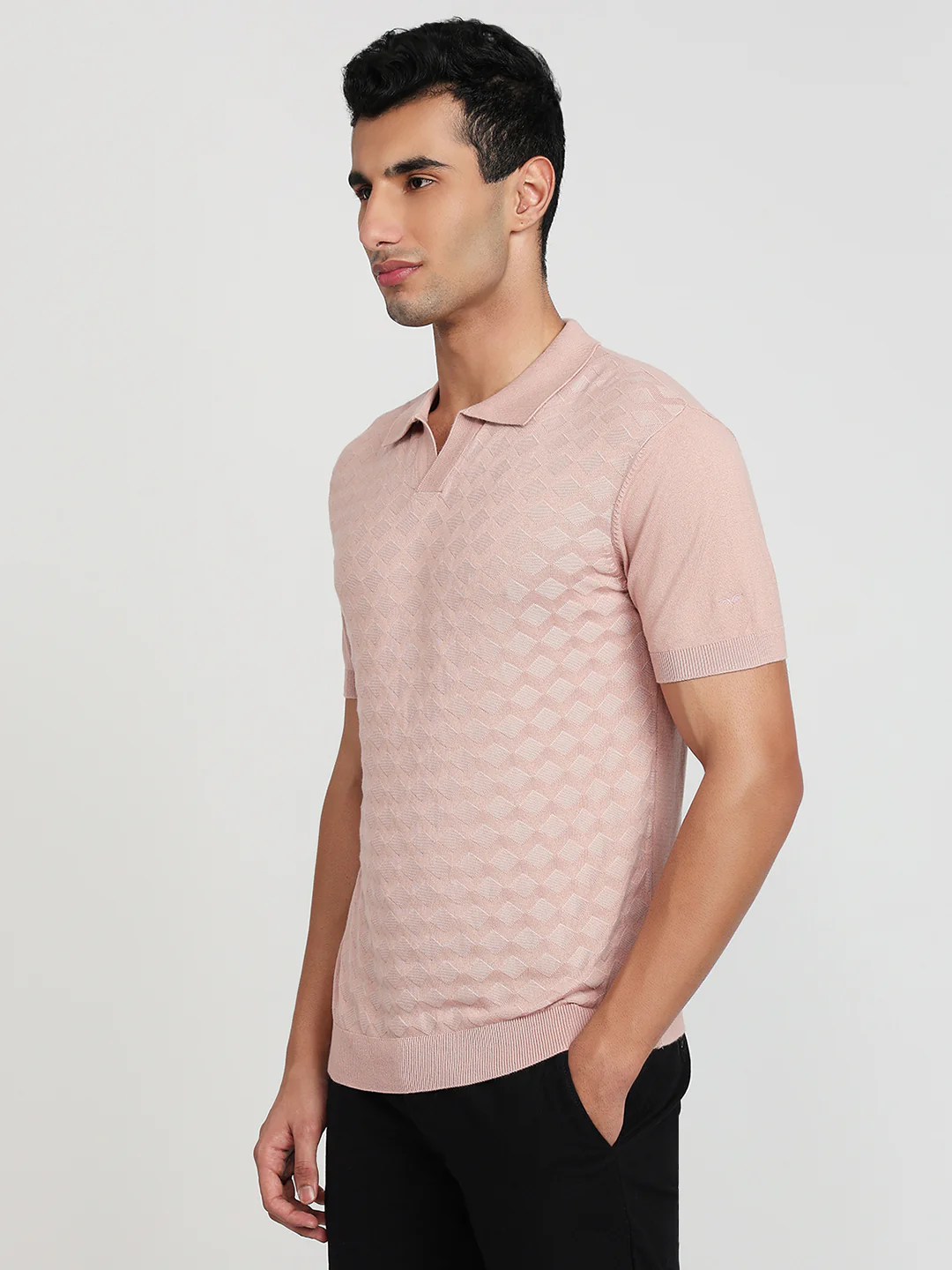 Park Avenue Men Red Structure Slim Fit Cotton T-shirt - Image 2