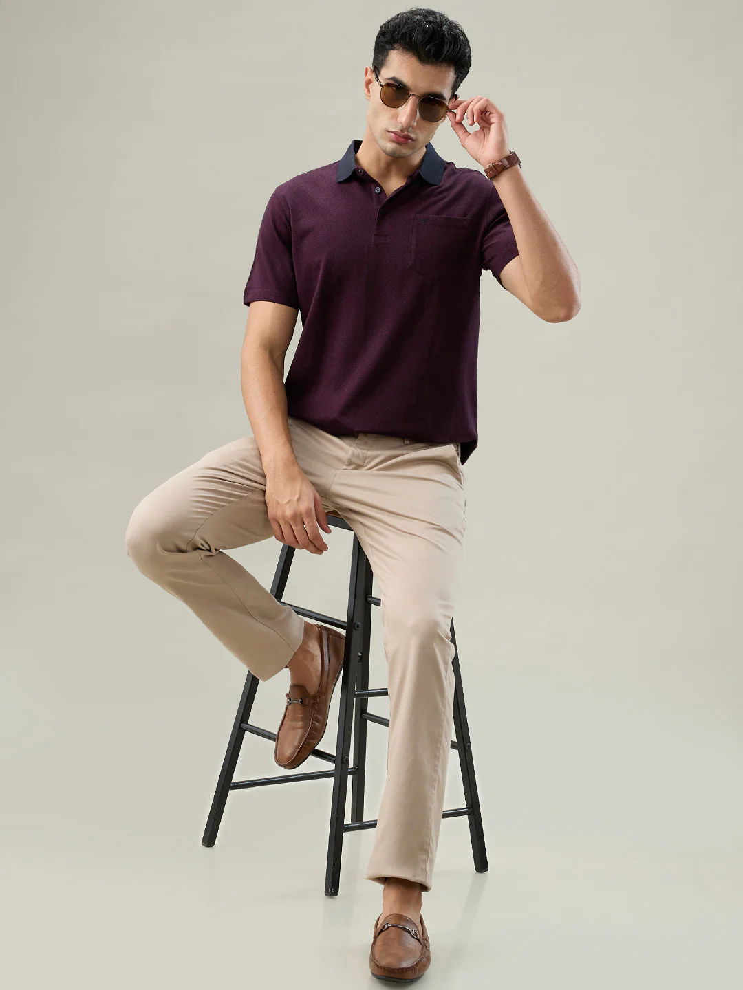 Park Avenue Men Red Structure Slim Fit Cotton T-shirt - Image 7