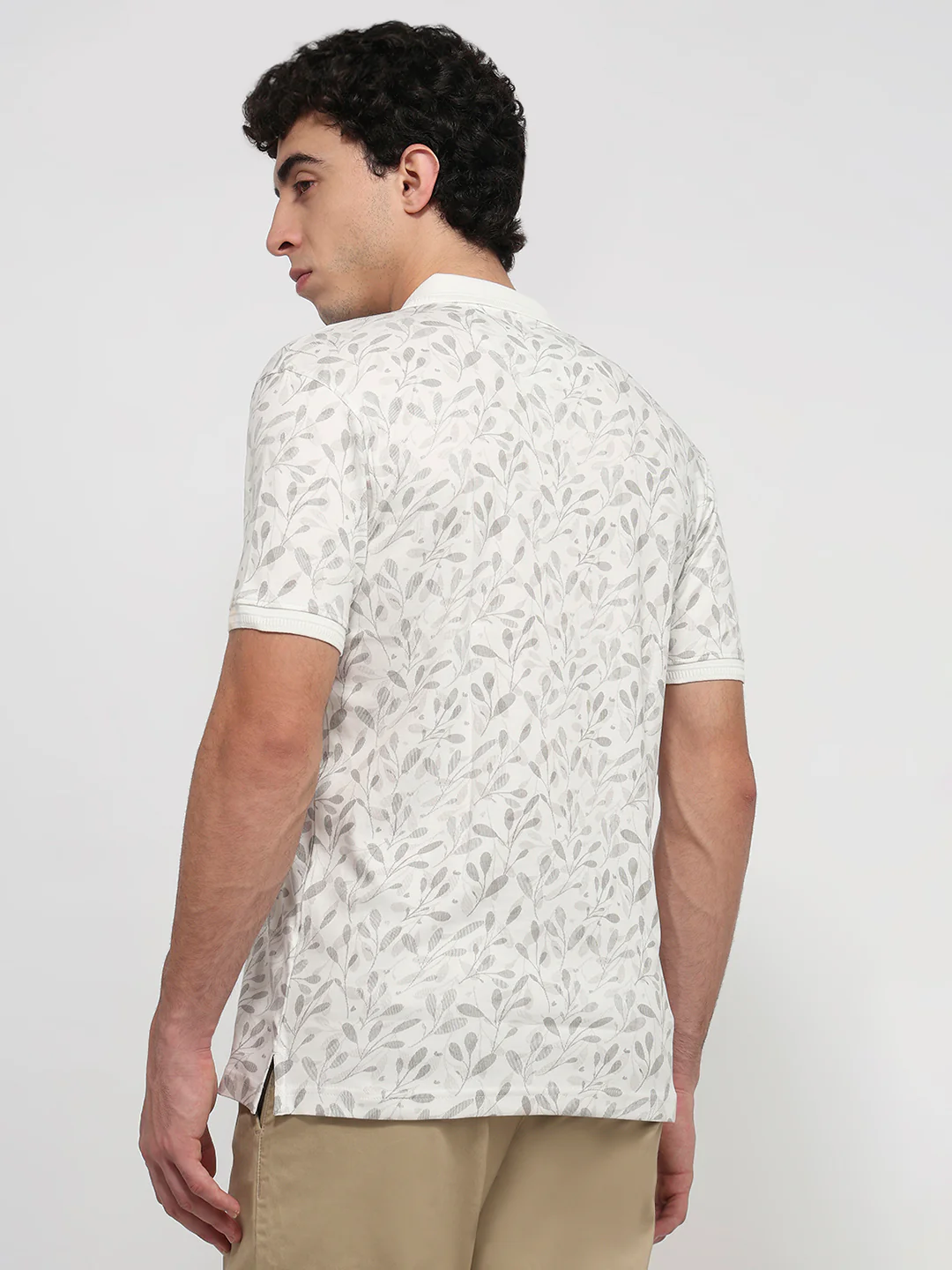 Park Avenue Men Slim Fit Print Pattern Pure Cotton Half Sleeve T-Shirt - Image 4