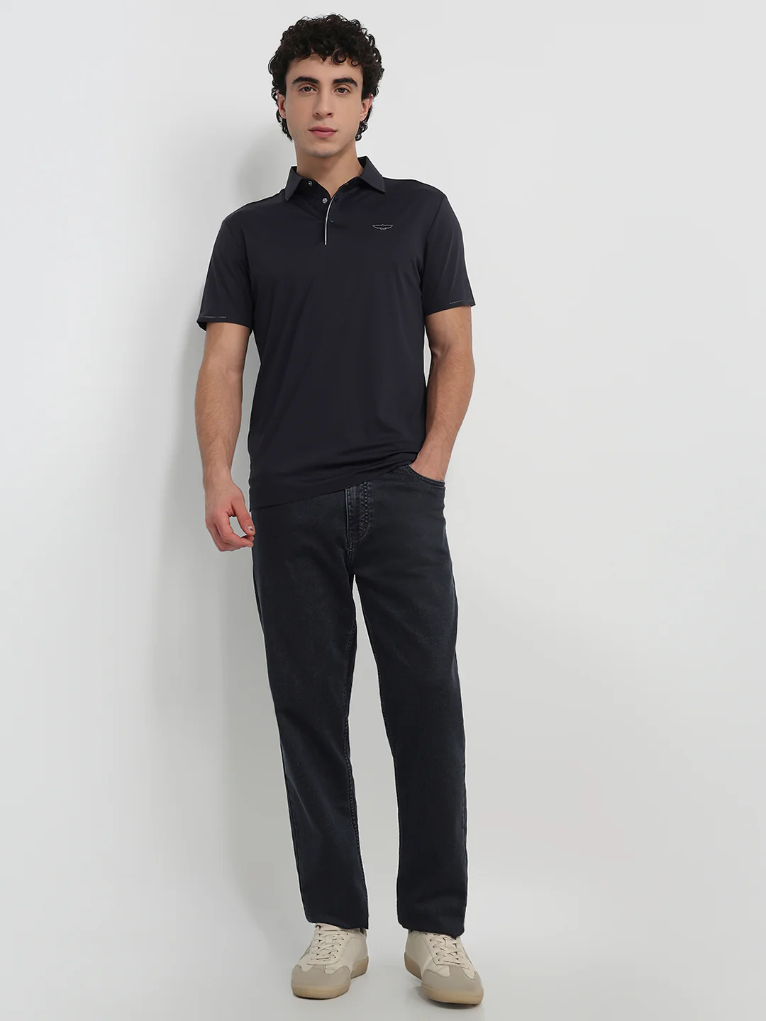 Park Avenue Men Slim Fit Solid Pattern Nylon Blend Half Sleeve T-Shirt - Image 5