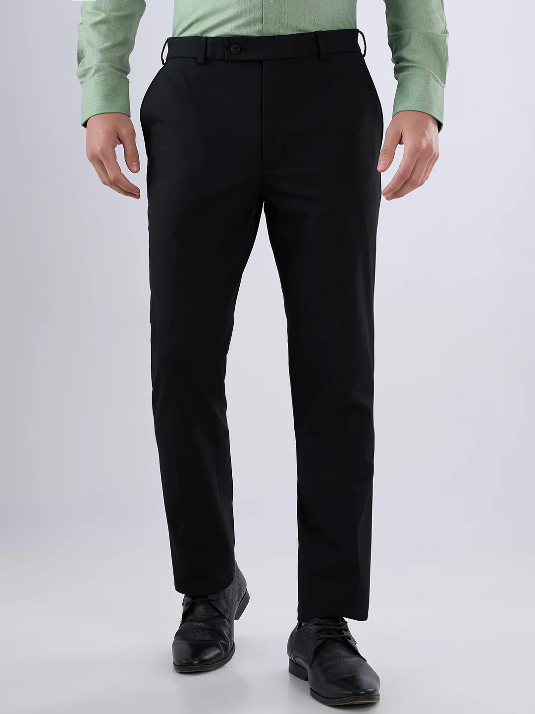 Park Avenue Men Slim Fit Solid Pattern Poly Viscose Blend Flat Front Trouser