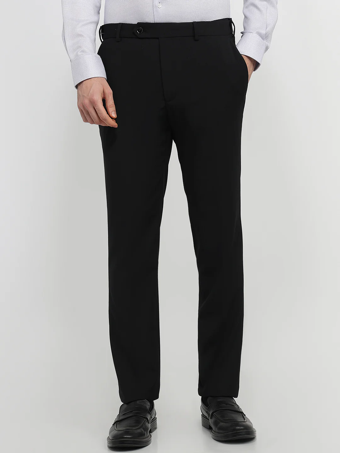 Park Avenue Men Slim Fit Solid Pattern Poly Wool Elastane Blend Flat Front Trouser