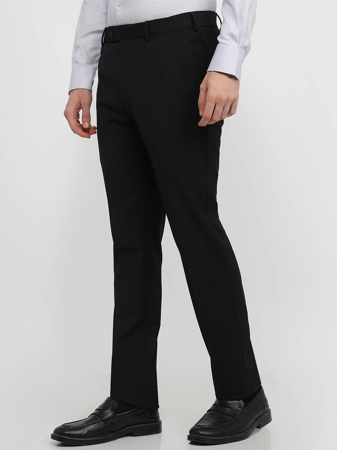 Park Avenue Men Slim Fit Solid Pattern Poly Wool Elastane Blend Flat Front Trouser - Image 2
