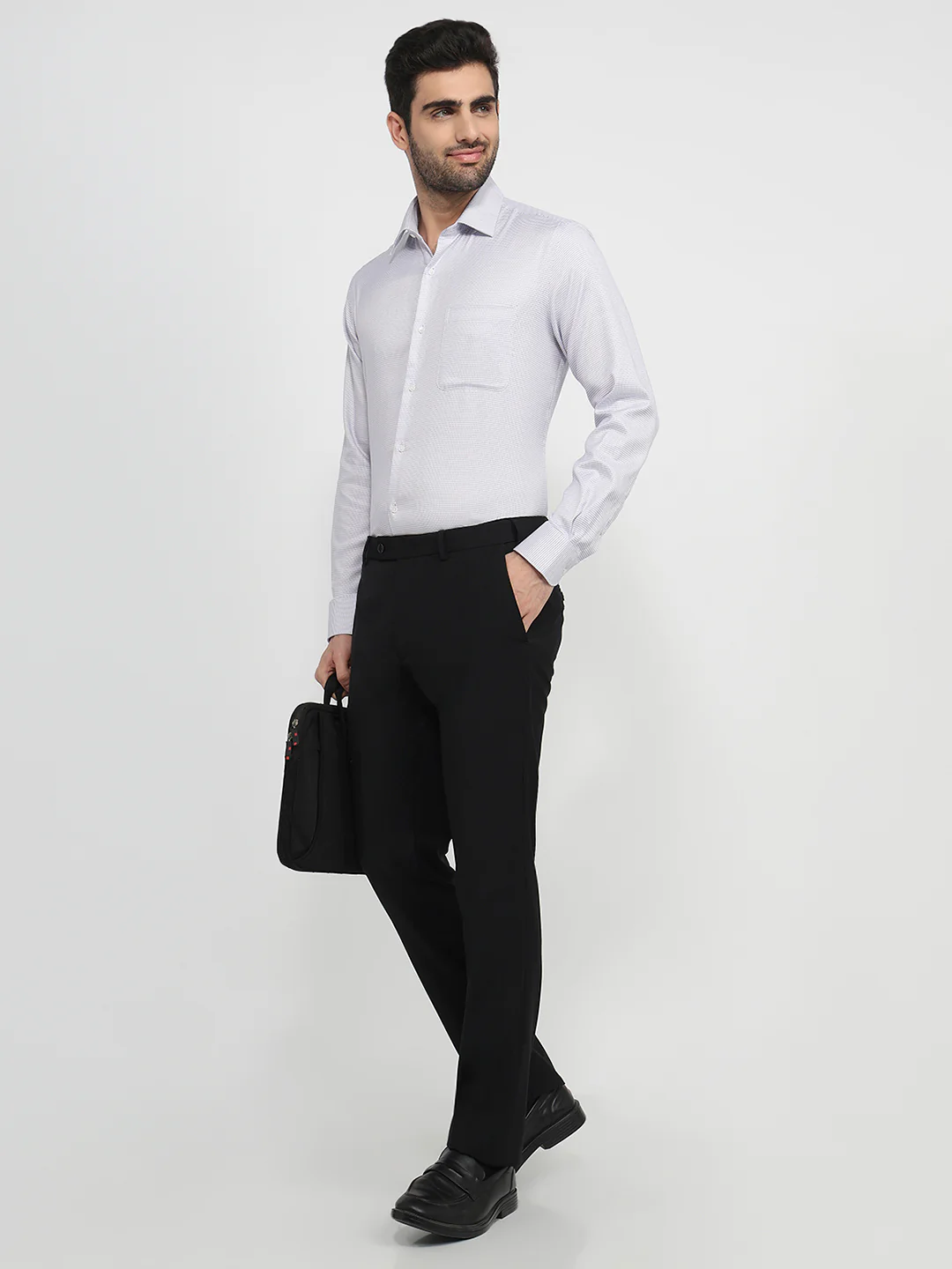 Park Avenue Men Slim Fit Solid Pattern Poly Wool Elastane Blend Flat Front Trouser - Image 5