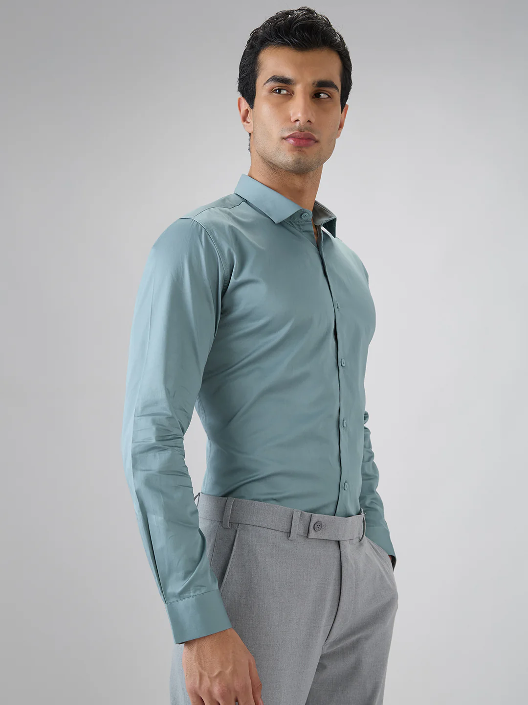 Park Avenue Men Slim Fit Solid Pattern Pure Cotton Full Sleeve Casual Shirt - Image 2