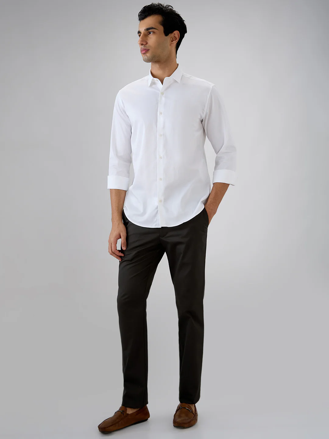 Park Avenue Men Slim Fit Solid Pattern Pure Cotton Full Sleeve Casual Shirt - Image 5