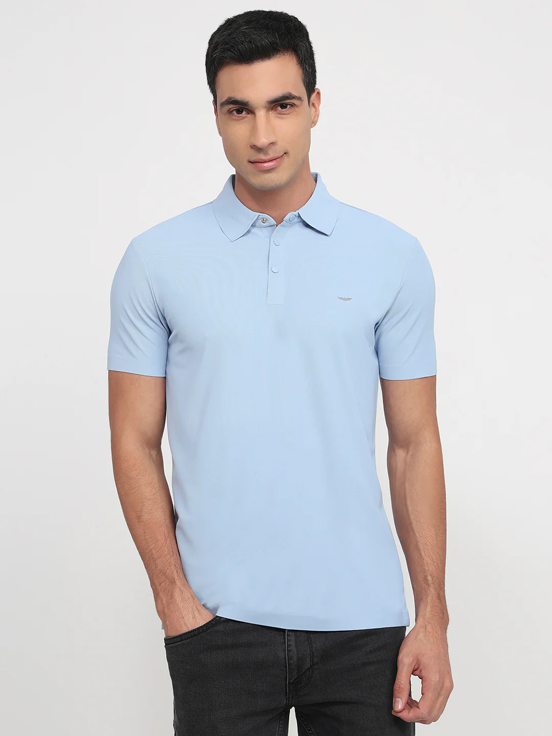 Park Avenue Men Slim Fit Solid Pattern Pure Polyester Half Sleeve T-Shirt