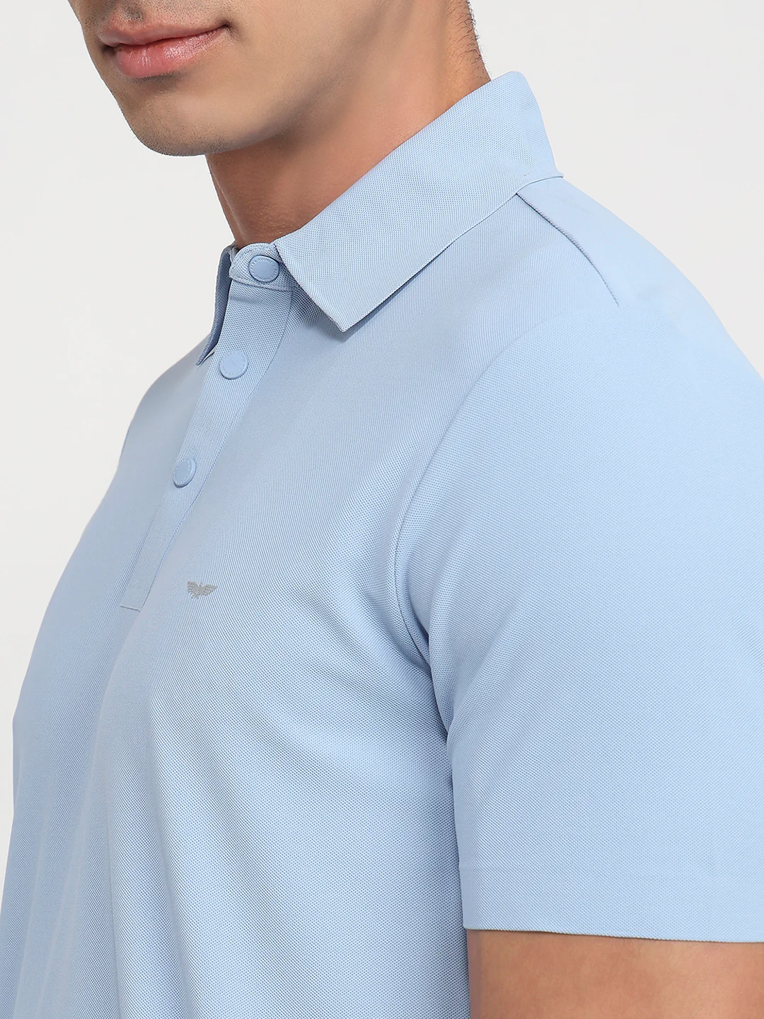 Park Avenue Men Slim Fit Solid Pattern Pure Polyester Half Sleeve T-Shirt - Image 6