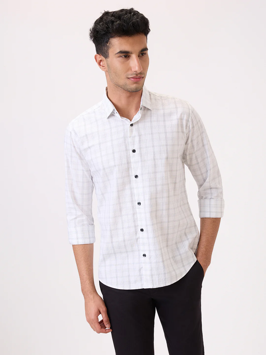 Park Avenue Men White Checks Slim Fit Cotton Casual Shirt - Image 2