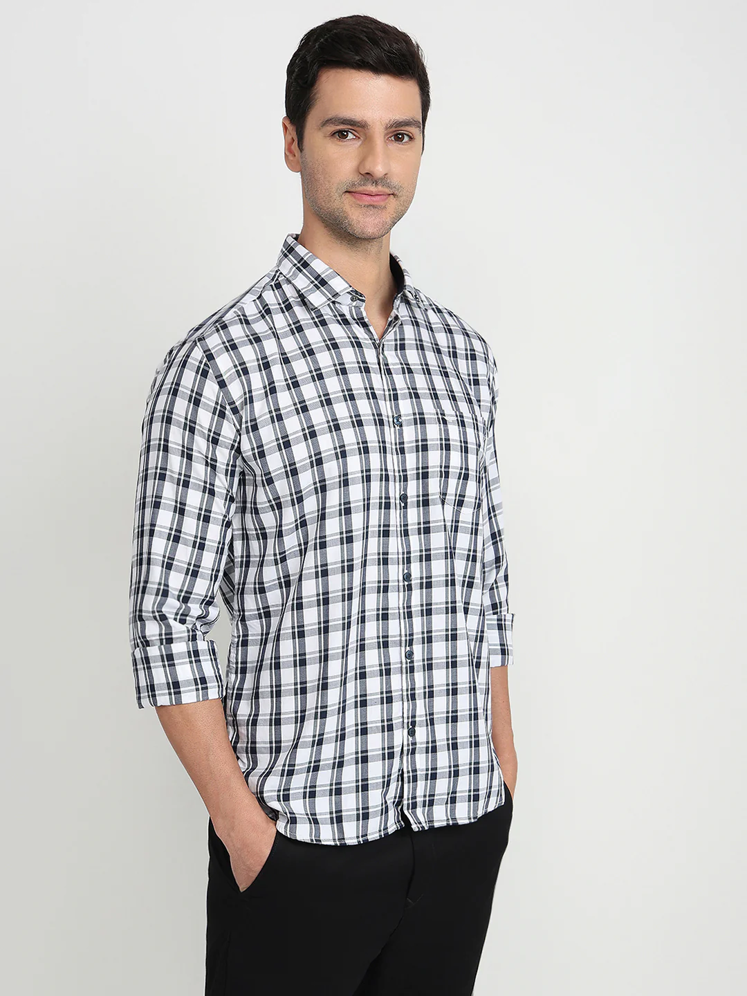 Park Avenue Men White Checks Slim Fit Cotton Full Sleeve Casual Shirt - Image 3