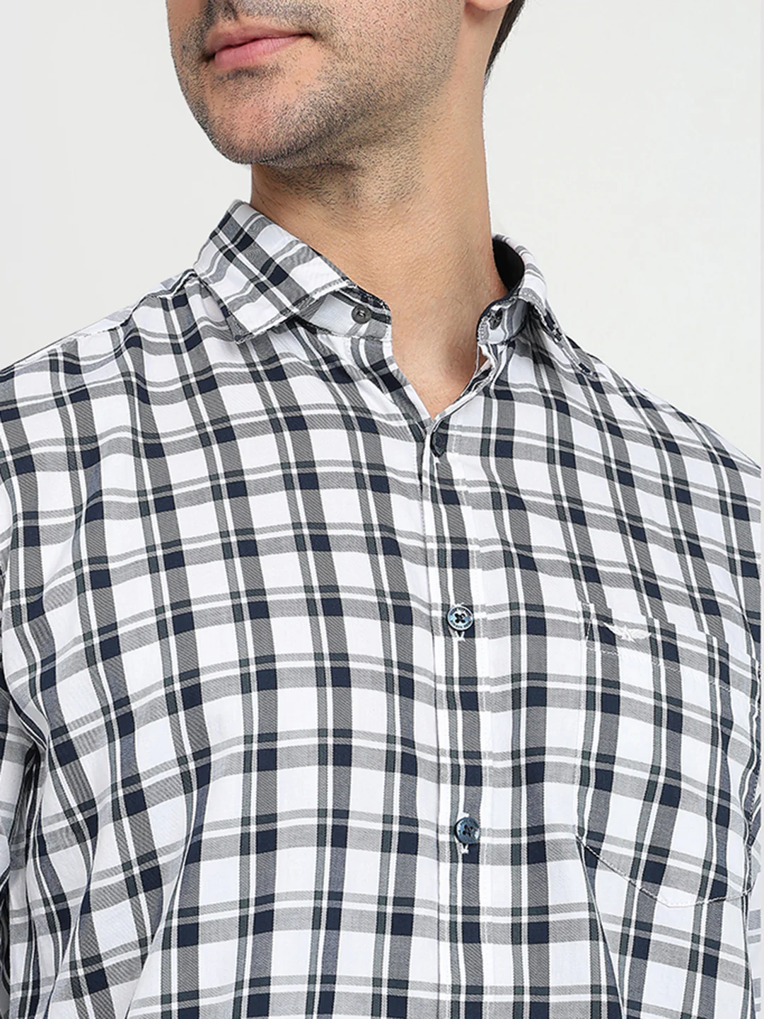Park Avenue Men White Checks Slim Fit Cotton Full Sleeve Casual Shirt - Image 6