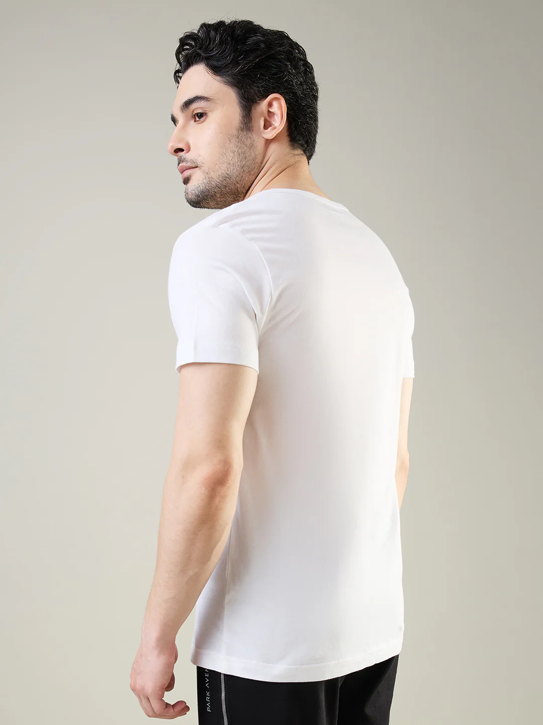 Park Avenue Men White Cotton Vest - Image 3
