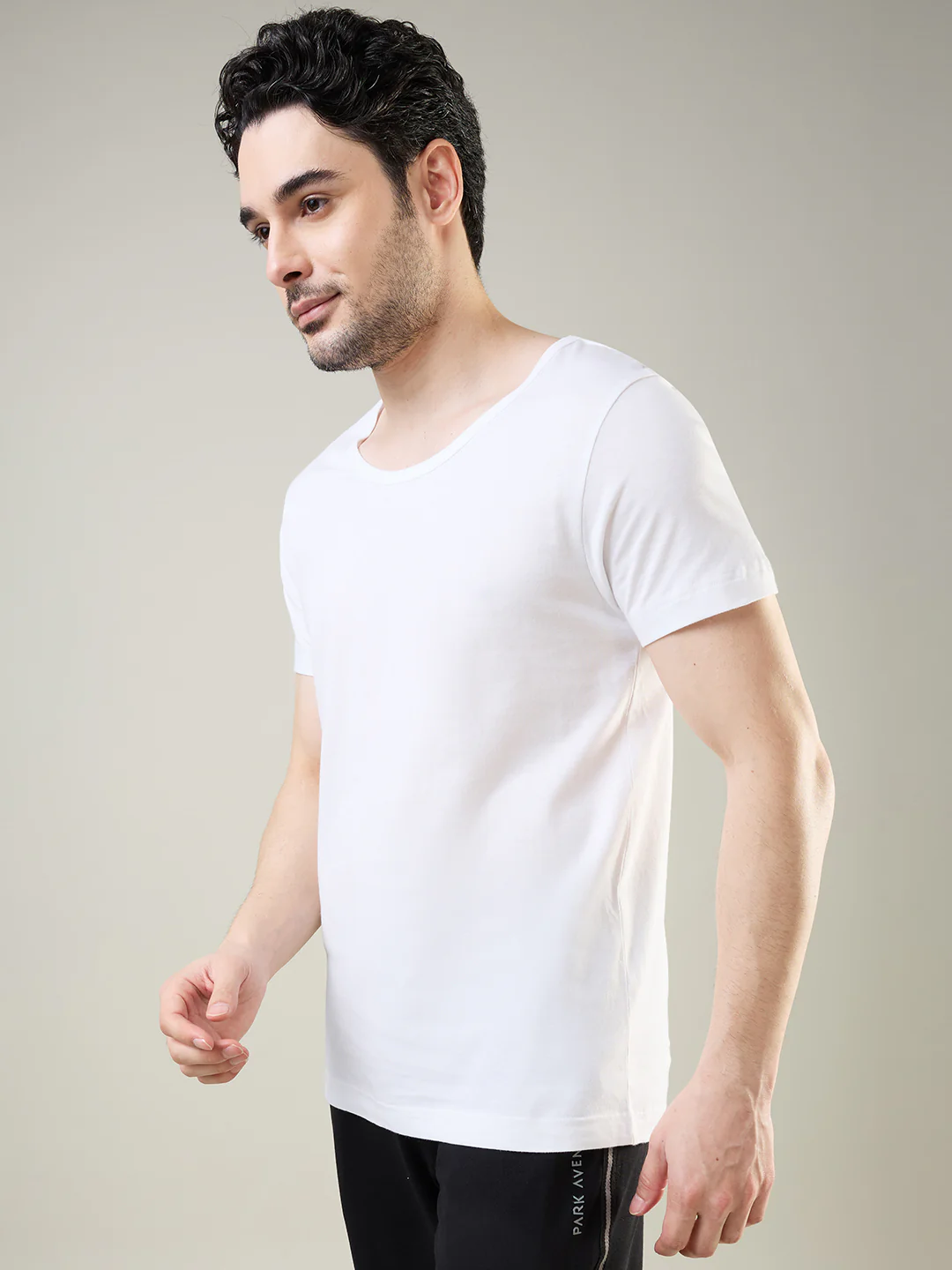 Park Avenue Men White Cotton Vest - Image 4