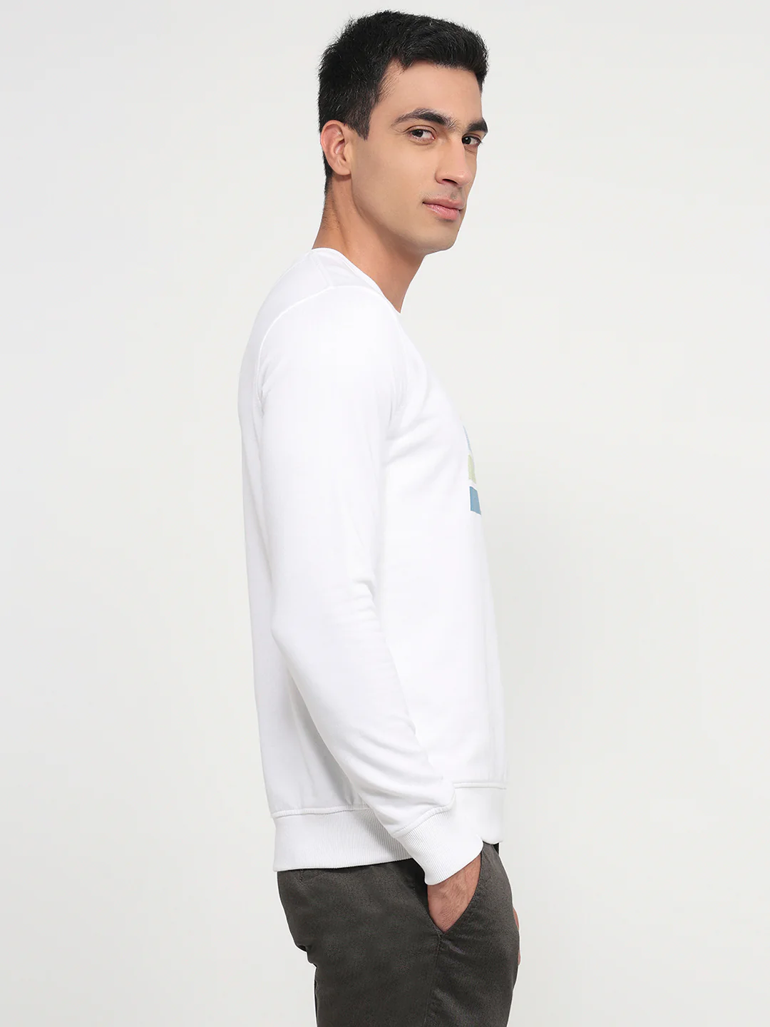 Park Avenue Men White Print Slim Fit Cotton Blend Sweatshirt - Image 3