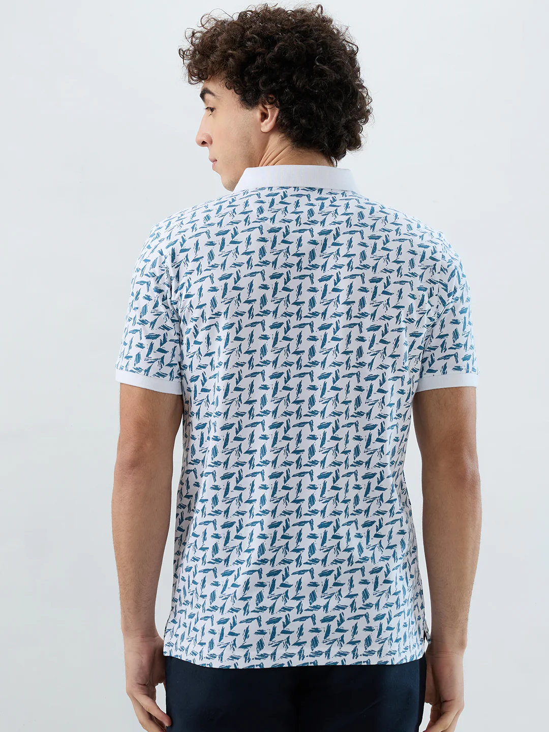 Park Avenue Men White Print Slim Fit Cotton Blend T-shirt - Image 4