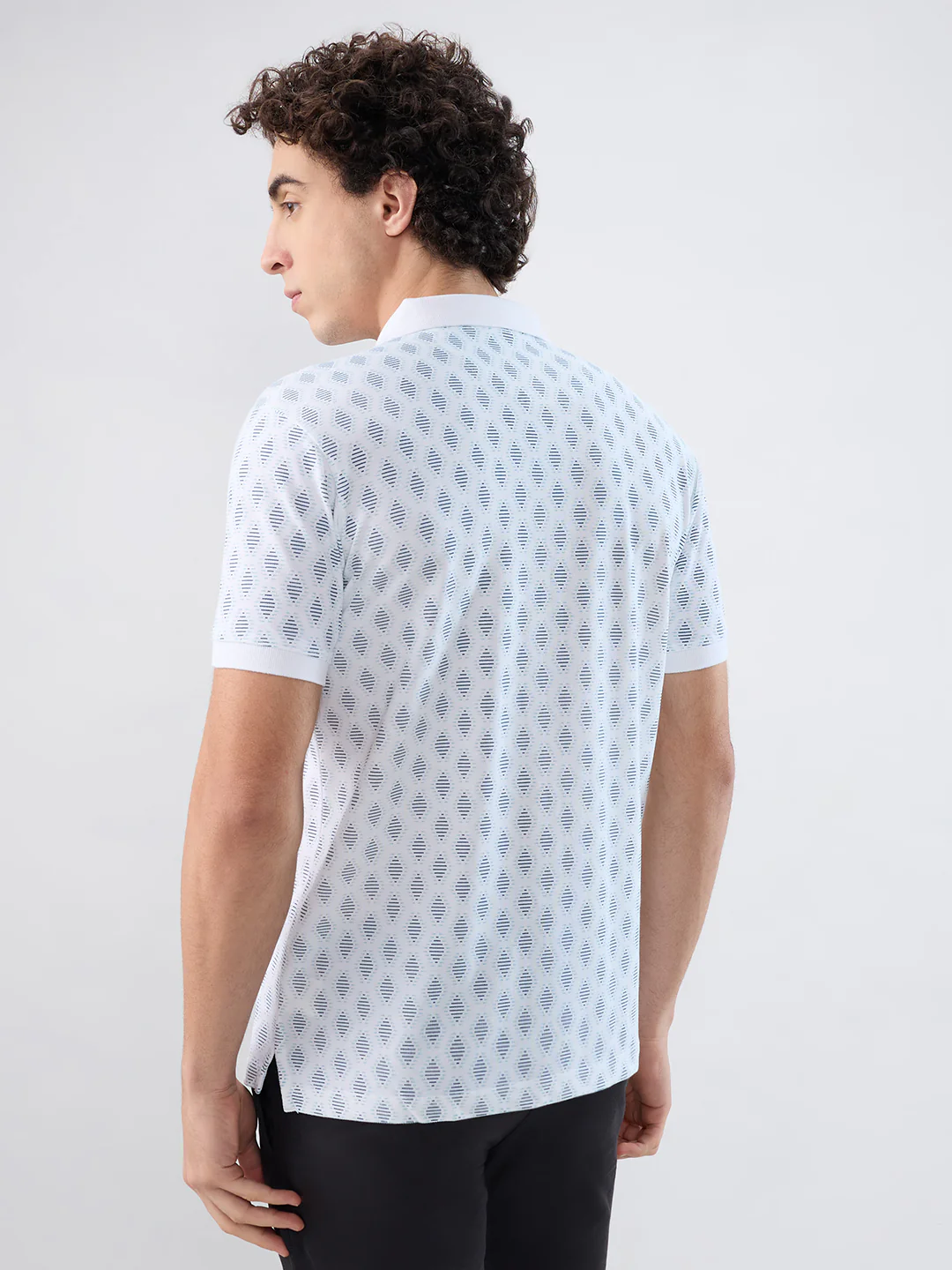 Park Avenue Men White Print Slim Fit Cotton Blend T-shirt - Image 4