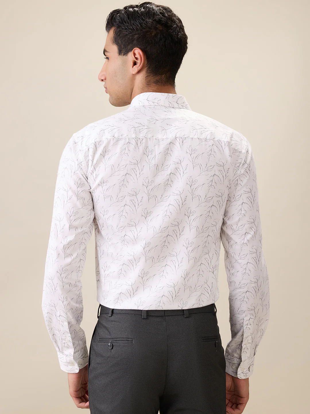 Park Avenue Men White Printed Slim Fit Cotton Casual Shirt - Image 4