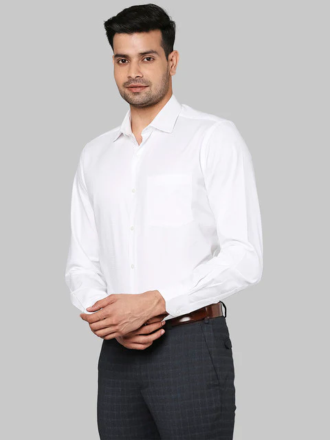 Park Avenue Men White Regular Fit Solid Full Sleeve Ainsley Collar Shirt - Image 3