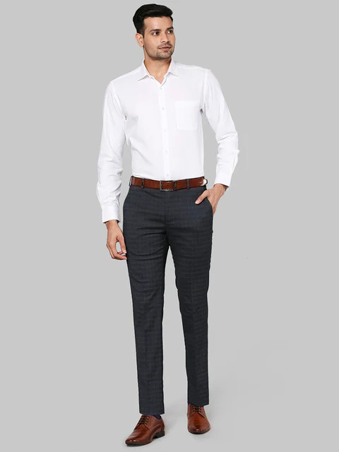 Park Avenue Men White Regular Fit Solid Full Sleeve Ainsley Collar Shirt - Image 5