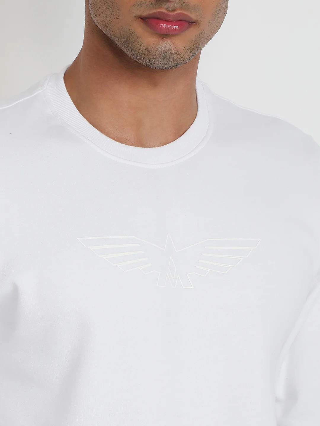 Park Avenue Men White Solid Slim Fit Cotton Blend Sweatshirt - Image 6