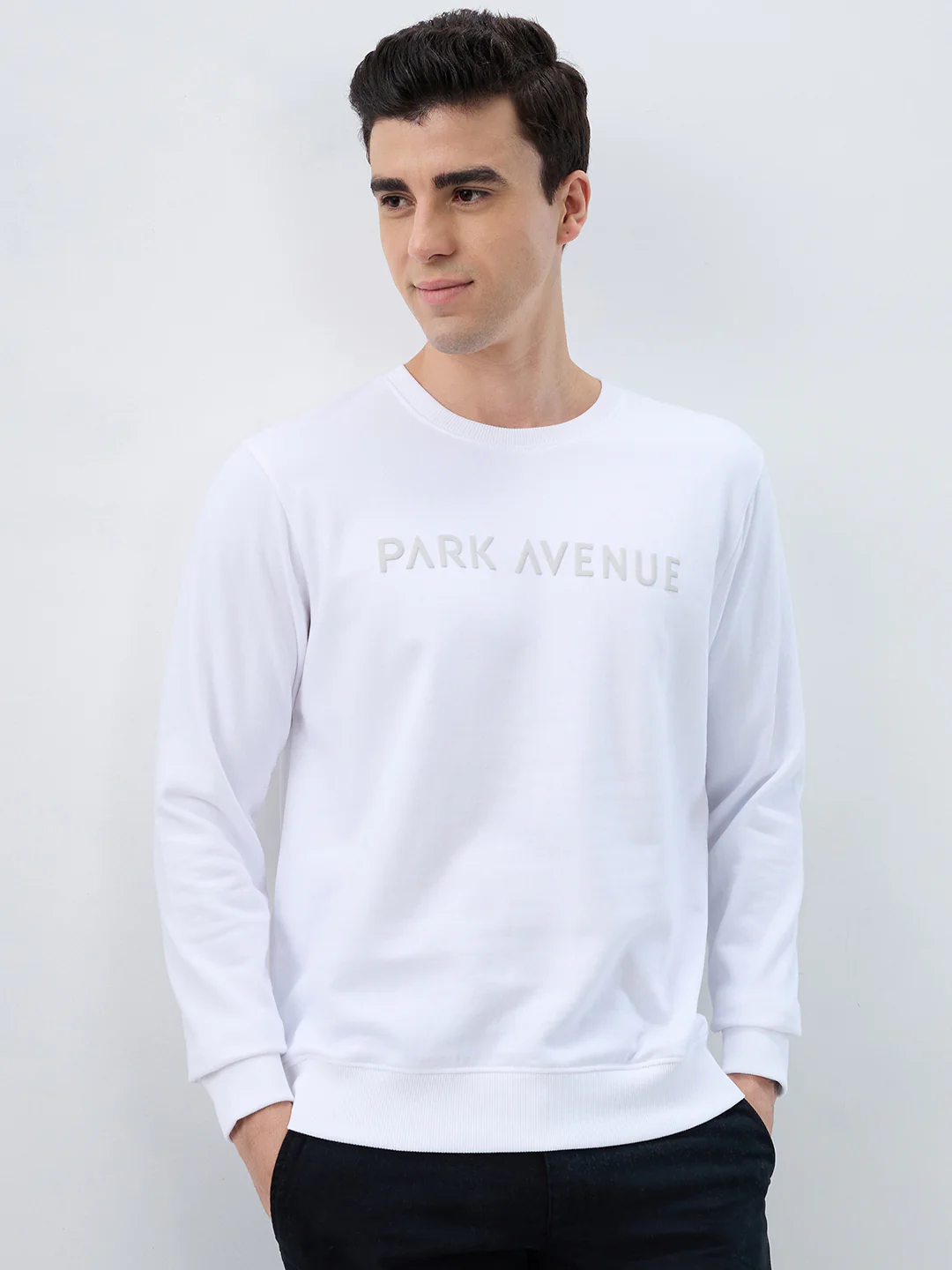 Park Avenue Men White Solid Slim Fit Cotton Blend Sweatshirt