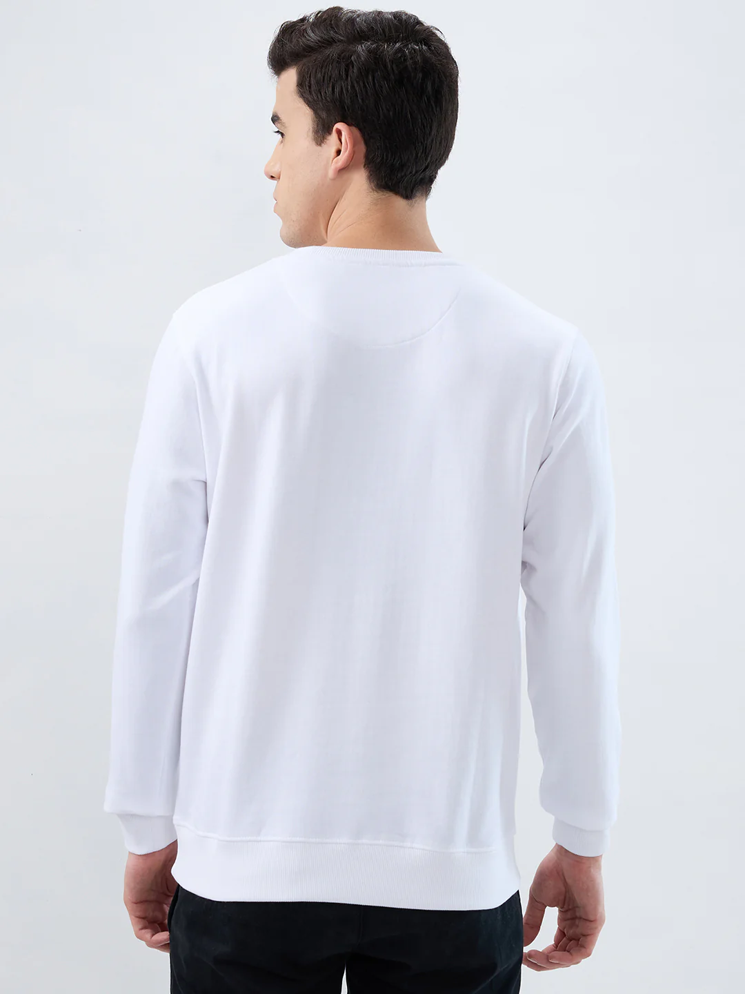 Park Avenue Men White Solid Slim Fit Cotton Blend Sweatshirt - Image 4