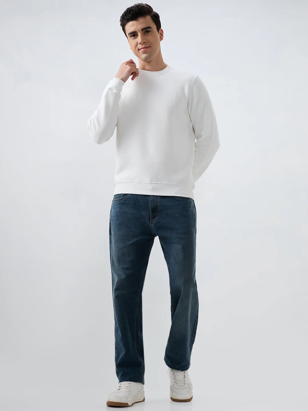 Park Avenue Men White Solid Slim Fit Cotton Blend Sweatshirt - Image 5