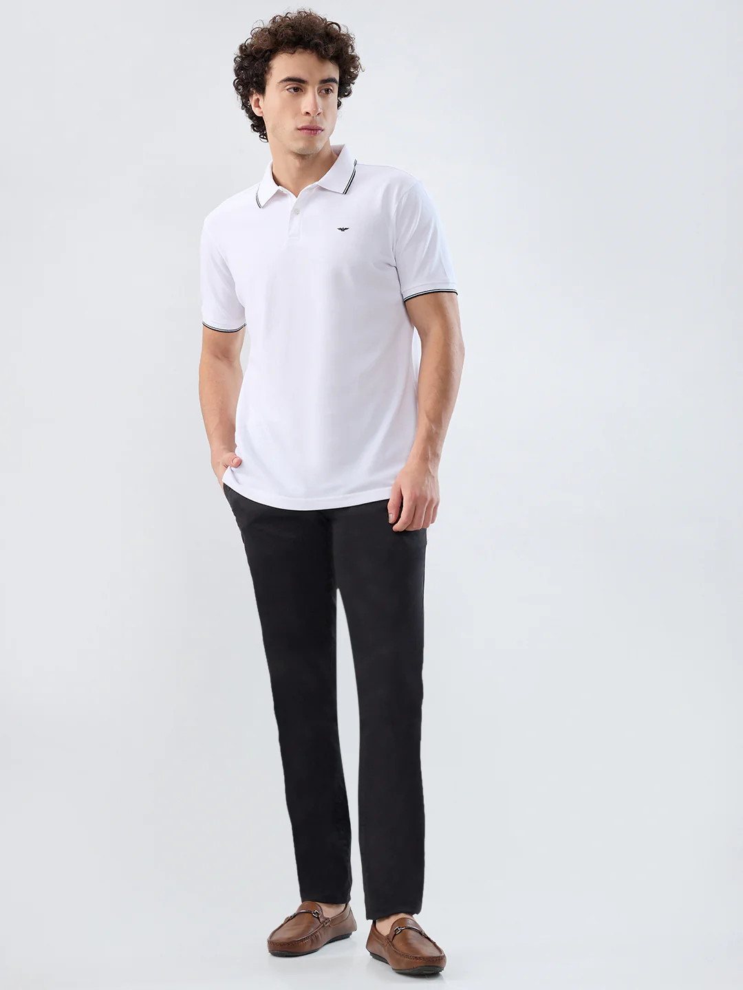 Park Avenue Men White Solid Slim Fit Cotton Blend T-shirt - Image 5