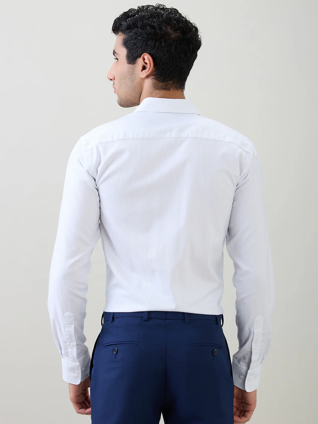Park Avenue Men White Stripe Slim Fit Cotton Full Sleeve Formal Shirt - Image 4