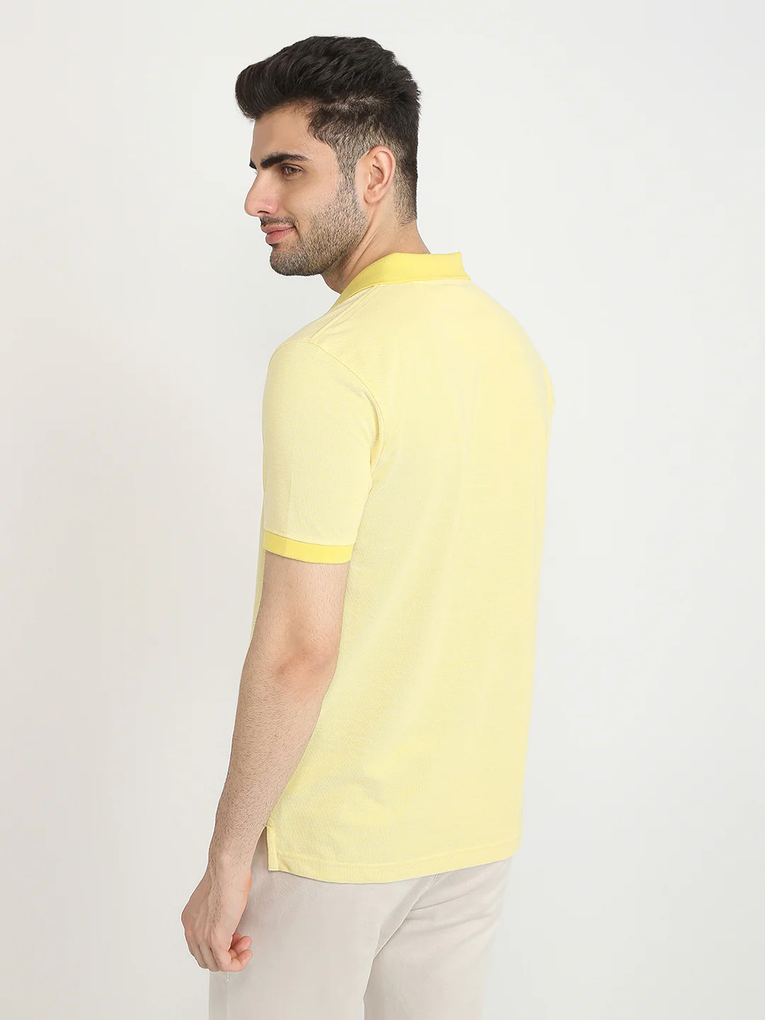 Park Avenue Men Yellow Two Tone Slim Fit Cotton Blend T-Shirt - Image 4