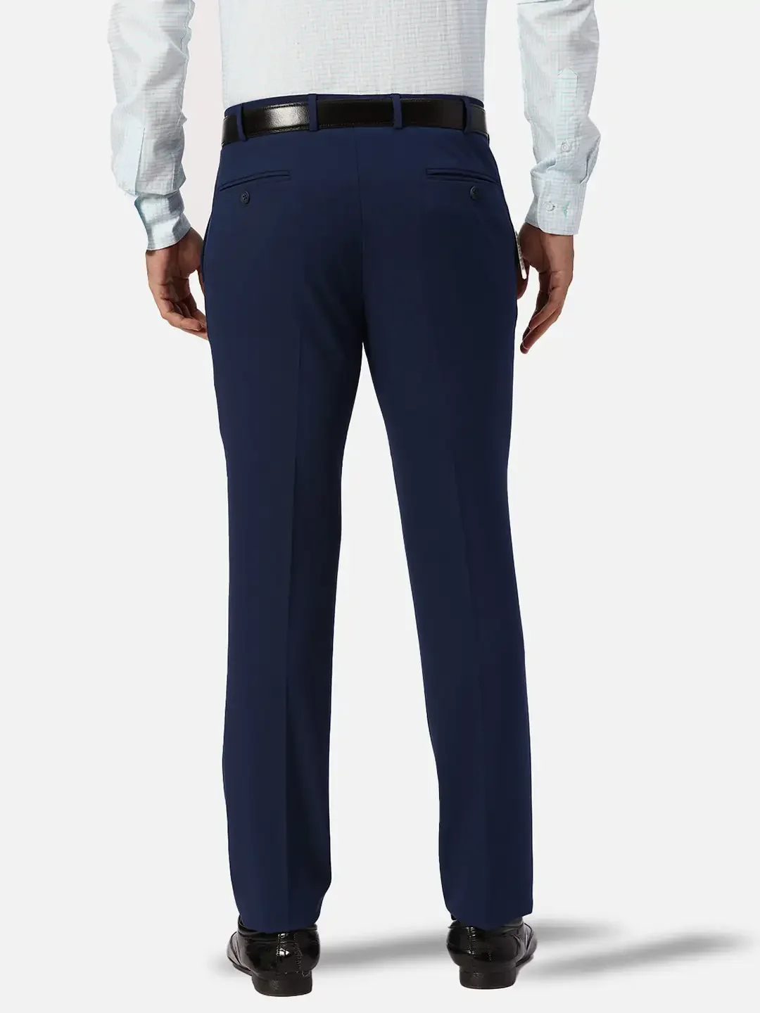 Park Avenue Men Blue Solid Slim Fit Stretchable Trouser - Image 4
