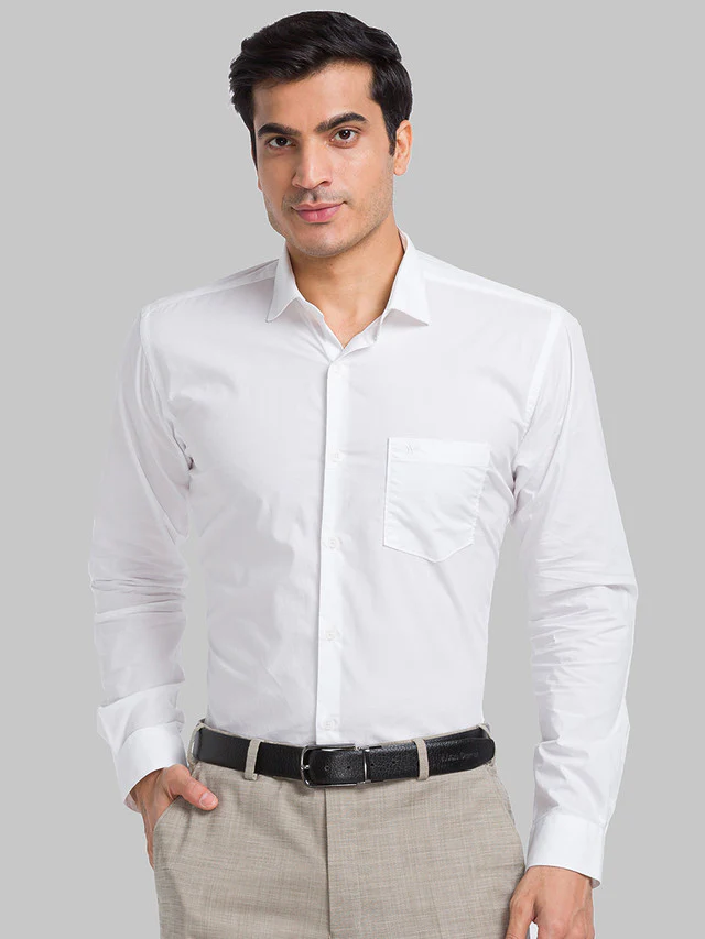Park Avenue White Solid Slim Fit Cotton Blend Casual Shirt