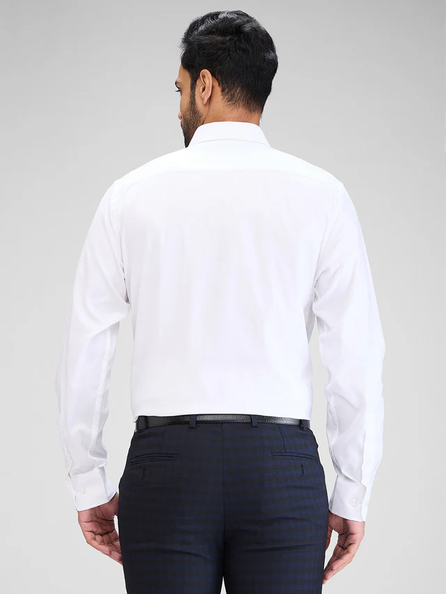Park Avenue White Solid Slim Fit Cotton Formal Shirt - Image 4