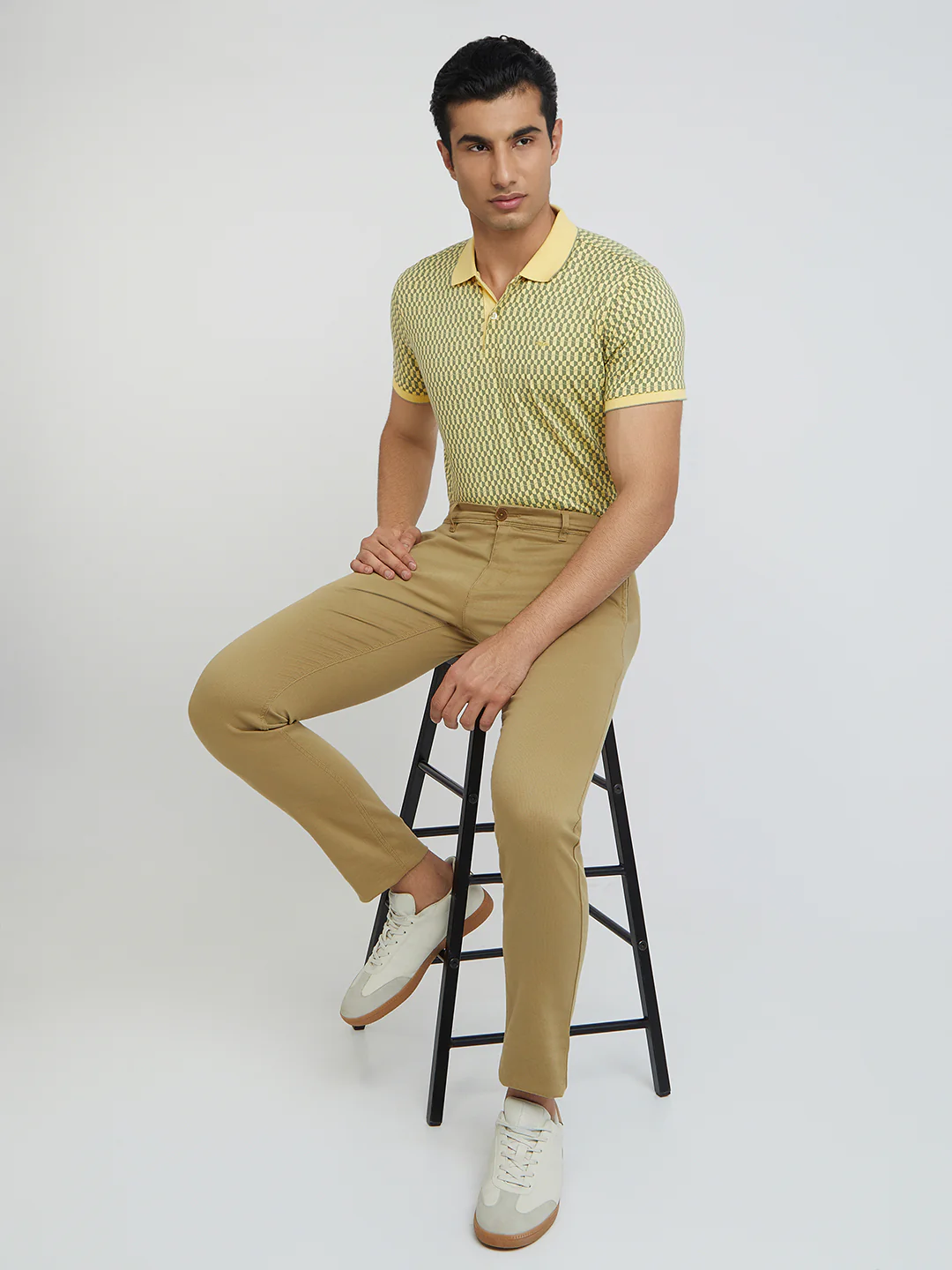 Park Avenue Yellow Printed Slim Fit Cotton Blend T-Shirt - Image 2