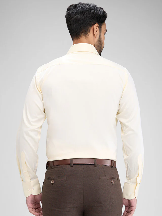 Park Avenue Yellow Solid Luxus Fit Full Sleeve Cotton Shirt - Image 4