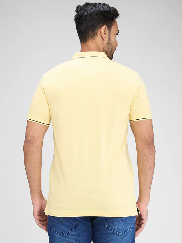 Park Avenue Yellow Solid Slim Fit Half Sleeve Cotton Blend T-Shirt - Image 4