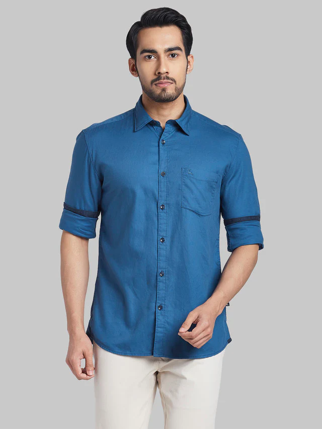 Parx Blue Solid Slim Fit Cotton Casual Shirt