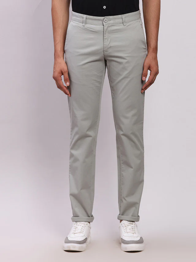 Parx Green Solid Low Rise Tapered Fit Cotton Blend Trouser