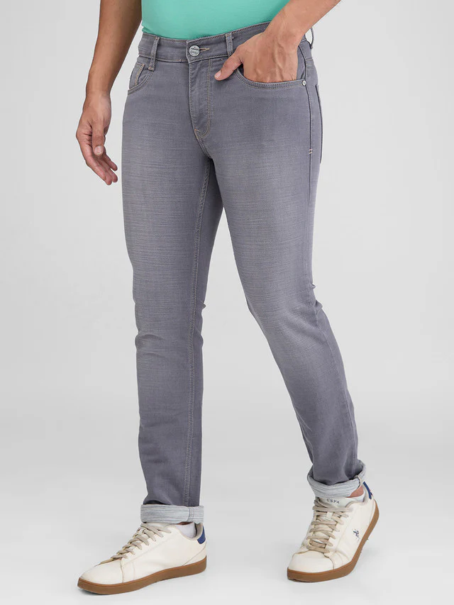 Parx Men Grey Low Rise Tapered Fit Knitted Jeans - Image 3