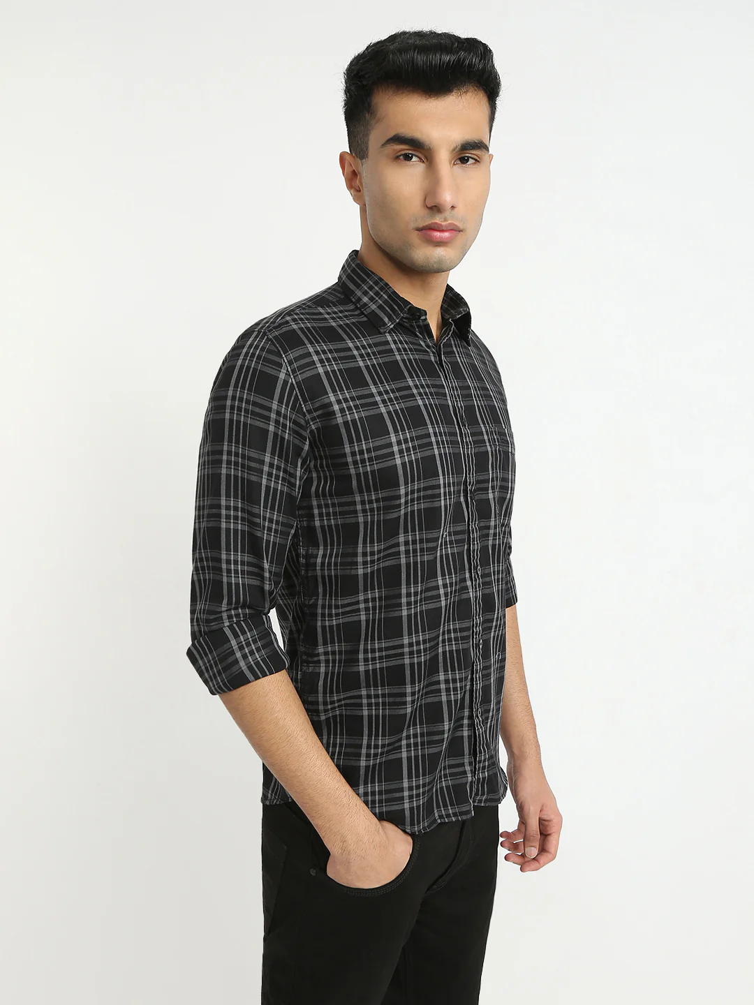 Parx Men Black Checks Slim Fit Cotton Blend Casual Shirt - Image 2