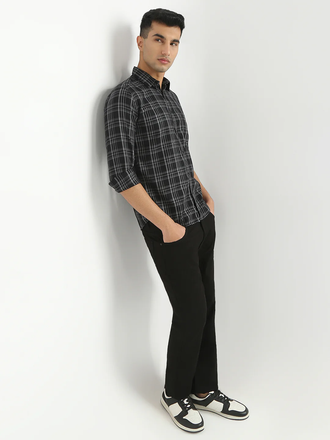 Parx Men Black Checks Slim Fit Cotton Blend Casual Shirt - Image 5
