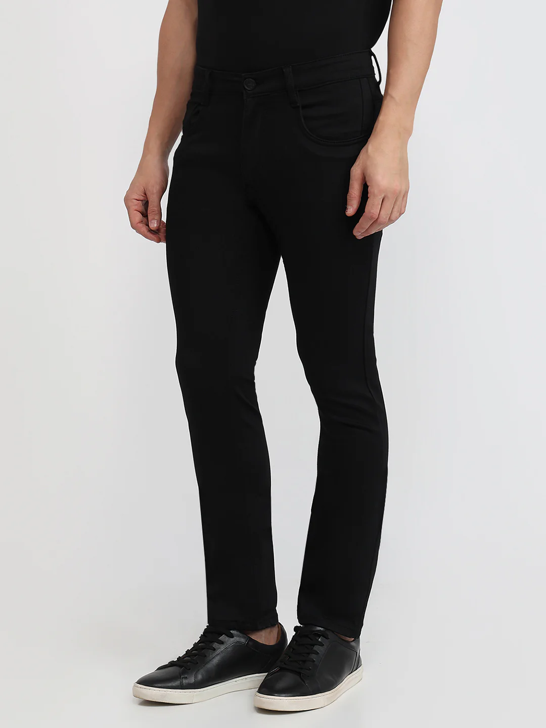 Parx Men Black Knitted Slim Tapered Fit Cotton Blend Jeans - Image 2