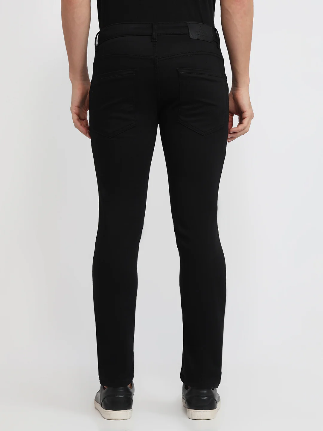 Parx Men Black Knitted Slim Tapered Fit Cotton Blend Jeans - Image 4