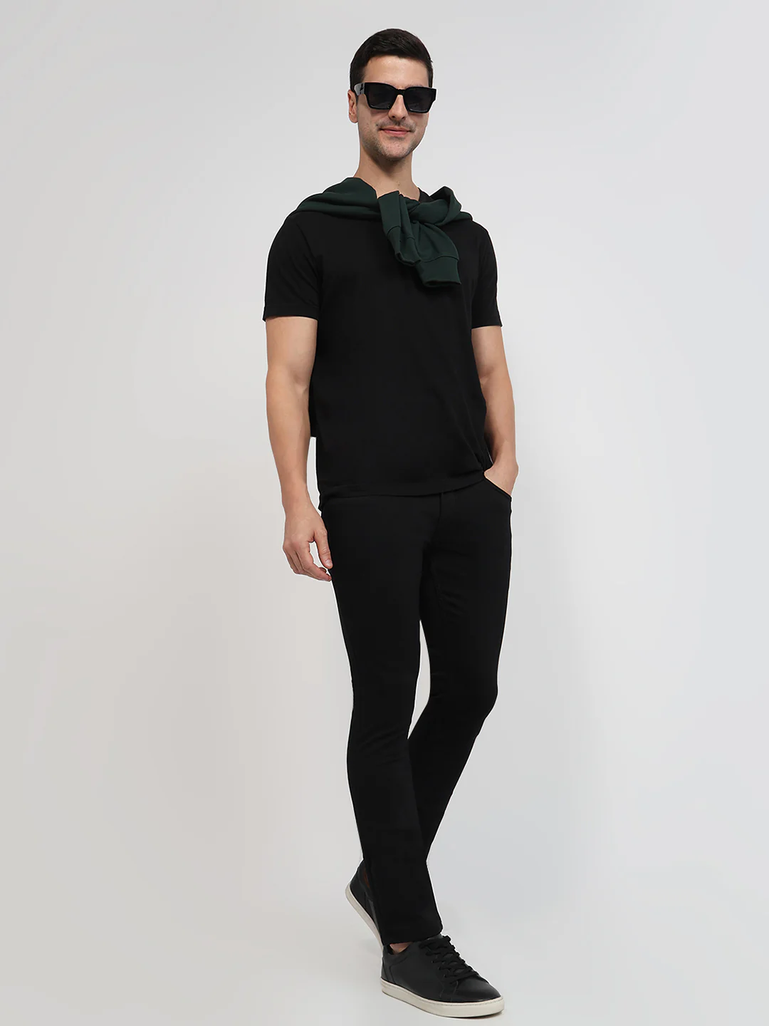 Parx Men Black Knitted Slim Tapered Fit Cotton Blend Jeans - Image 5