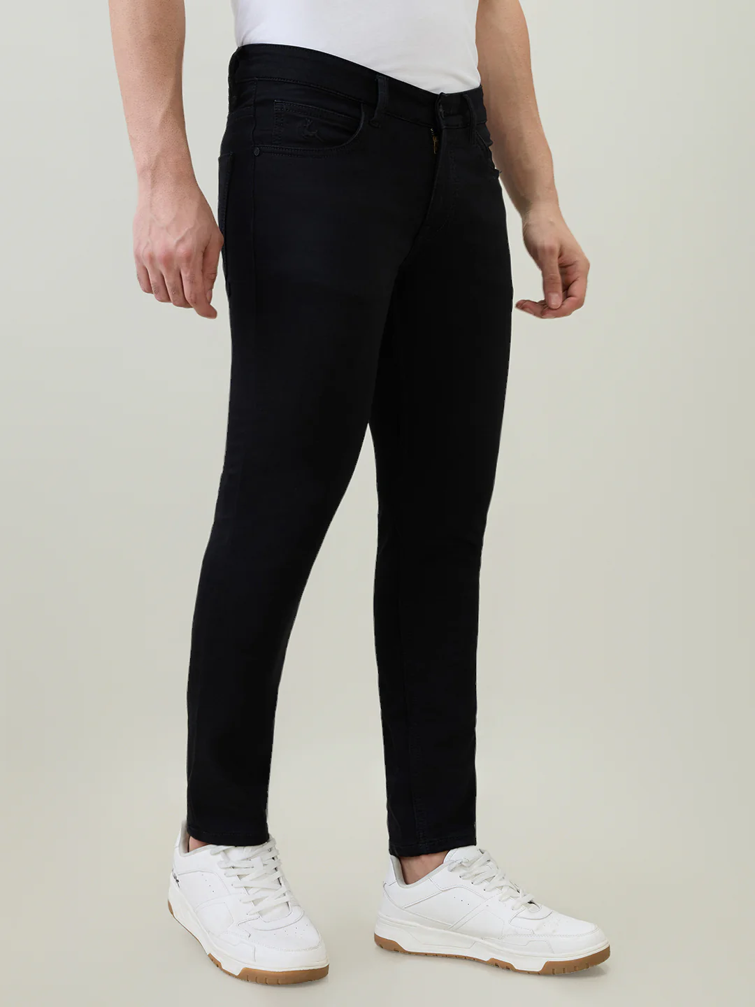 Parx Men Black Knitted Slim Tapered Fit Cotton Blend Jeans - Image 3