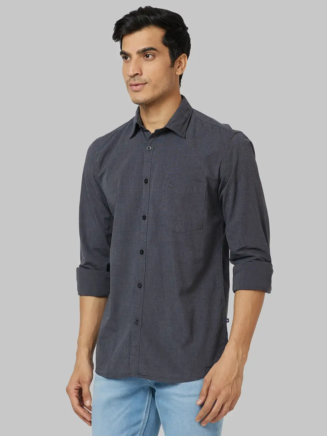 Parx Men Grey Solid Slim Fit Cotton Casual Shirt - Image 3