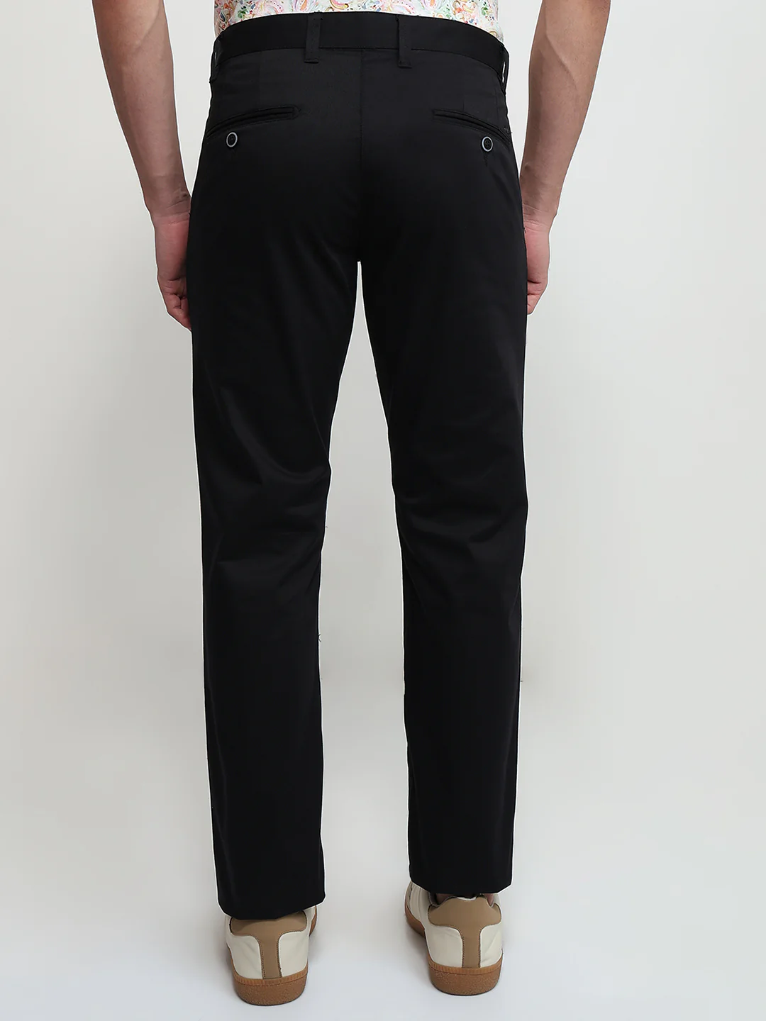 Parx Men Black Solid Low Rise Tapered Cotton Blend Trouser - Image 4